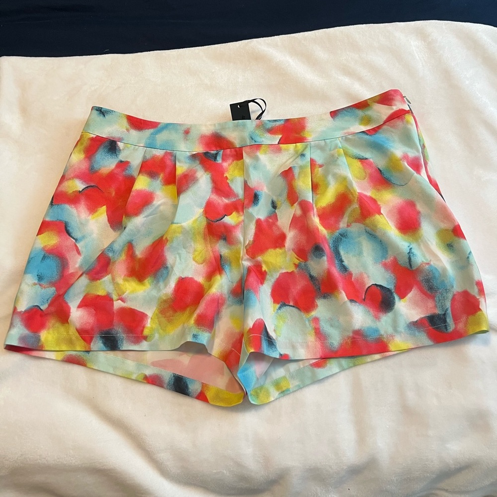 Cynthia Rowley shorts with zip closure. New with tags!